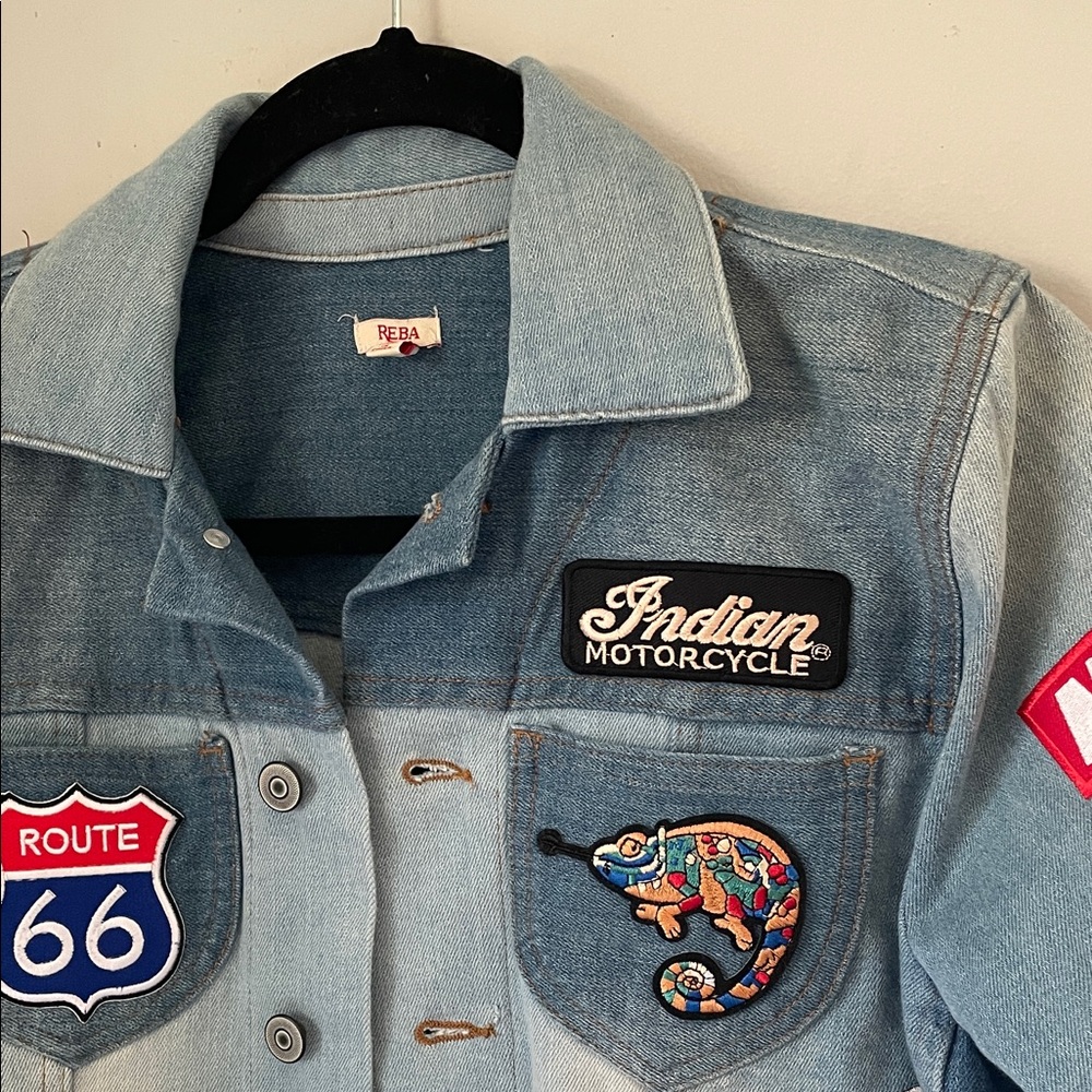 S Reba Denim Jacket with‎ Patches - Vintage Vibes - Picture 2 of 8